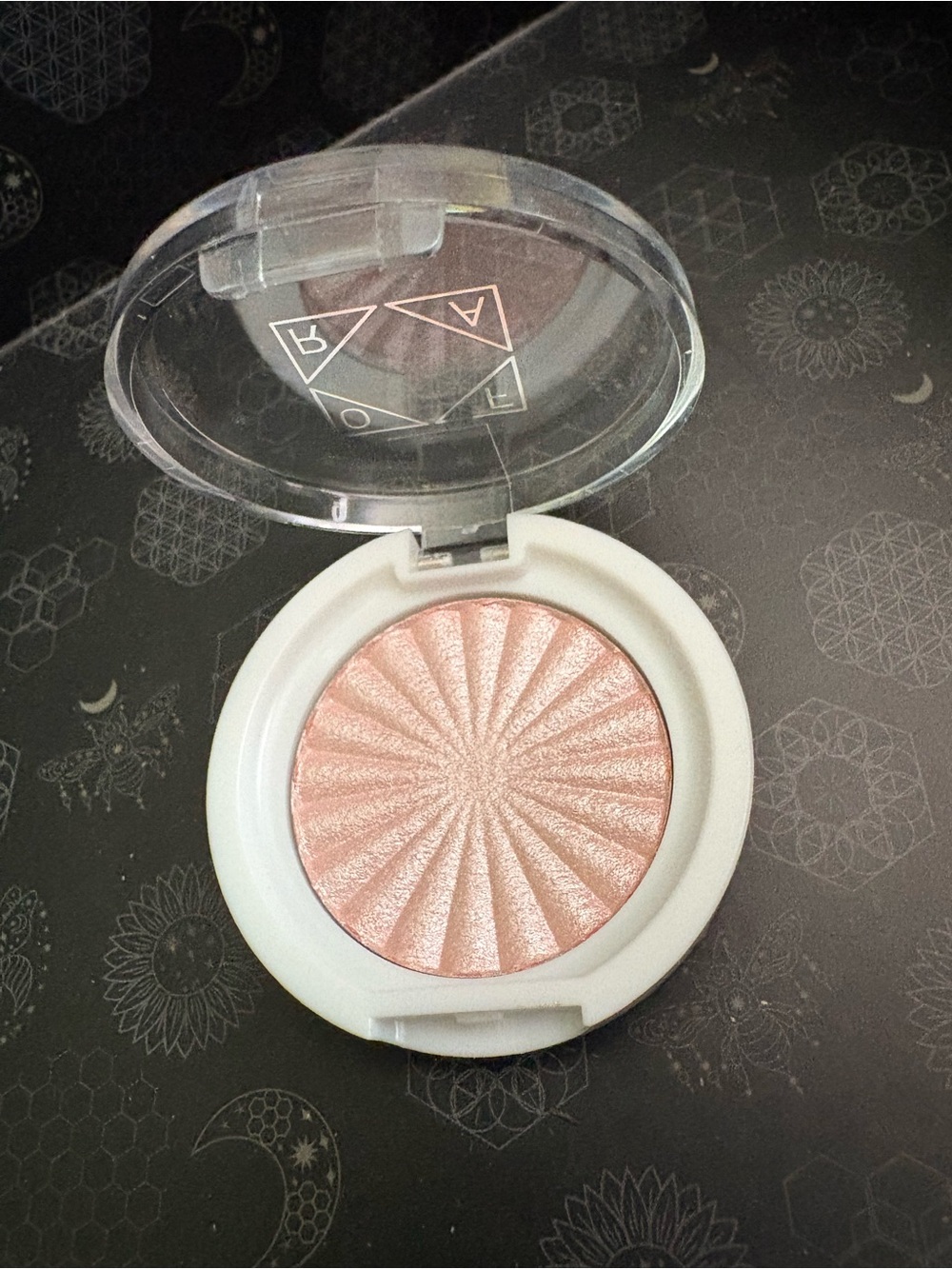 Ofra mini pillow talk highlighter